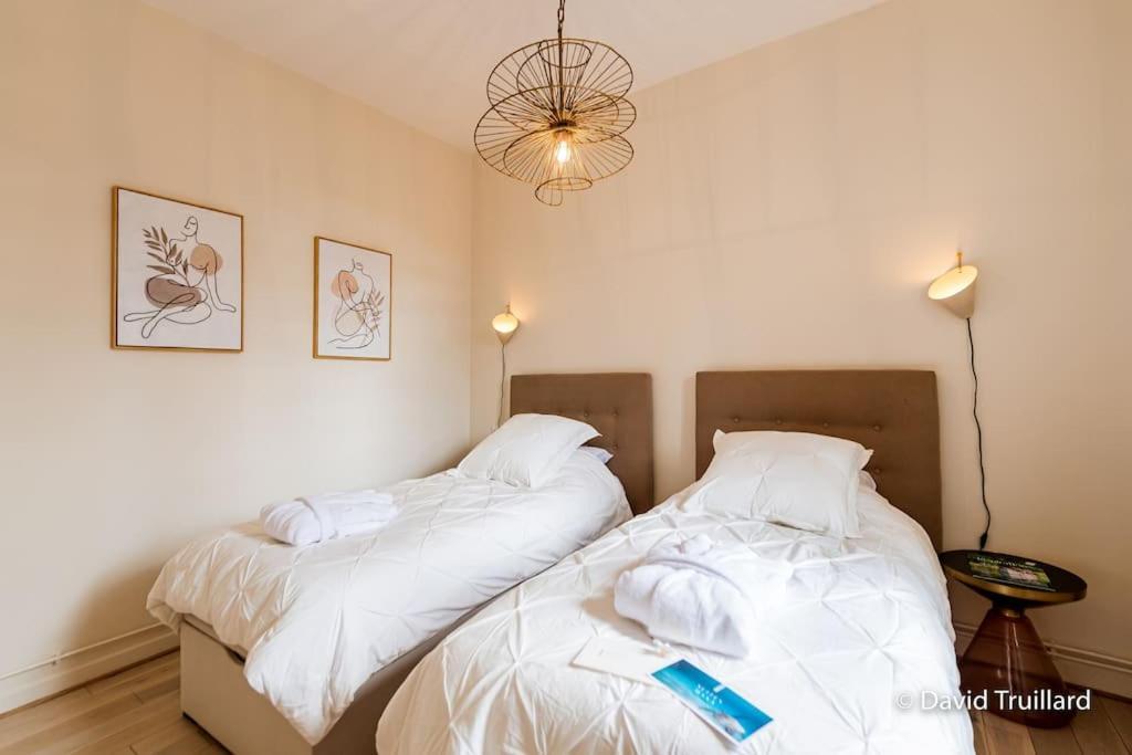 Suites Mana - Matahina Avec Vue Superbe Sur La Place Ducale Et Parking Prive Inclus Charleville-Mézières Kültér fotó